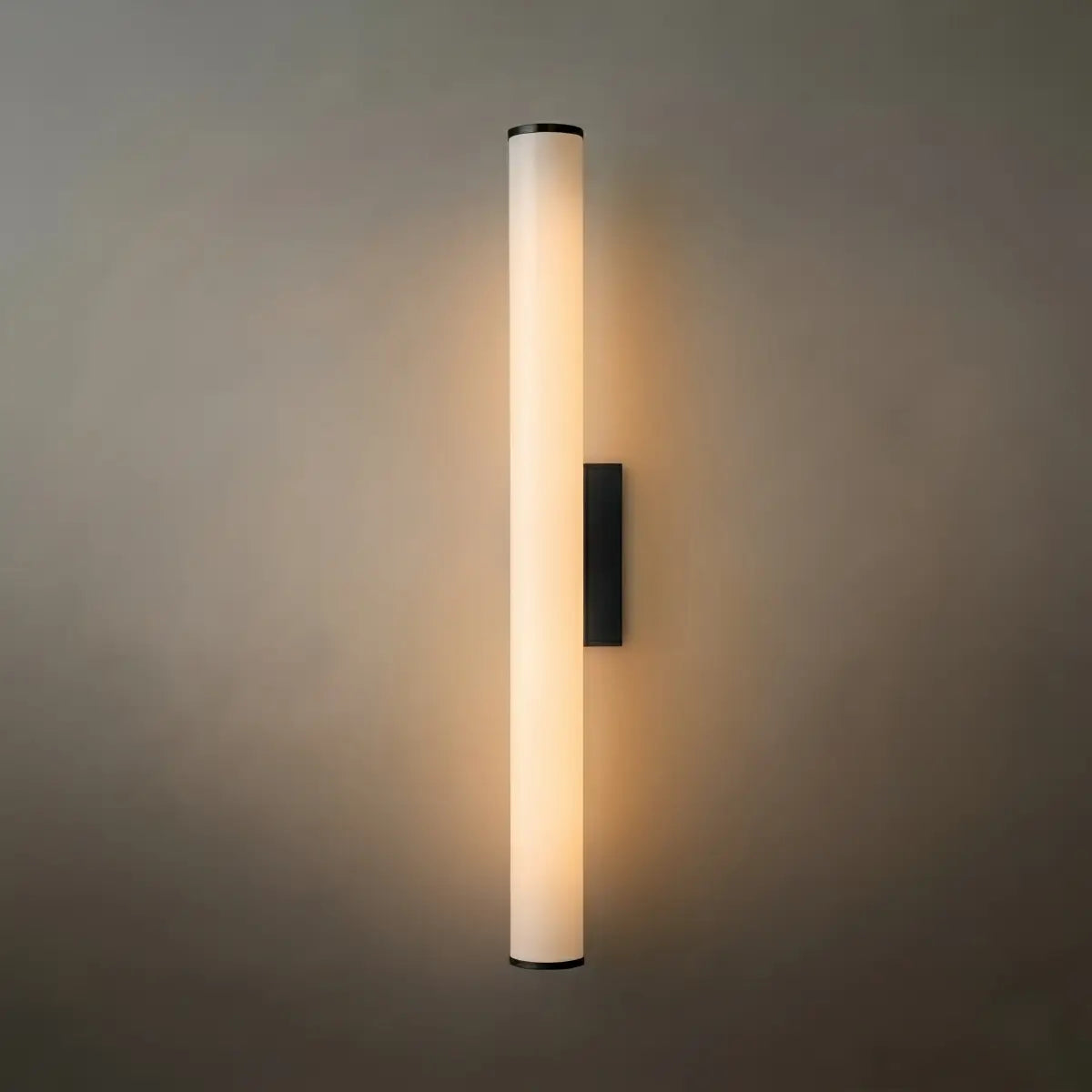 Arcato Modern Wall Lamp
